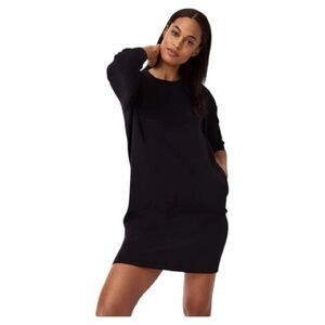 NWOT Spanx - AirEssentials Crew Neck Dress - Very Black